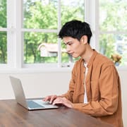 ネット事前申し込みで店頭のお手続きがスピーディー